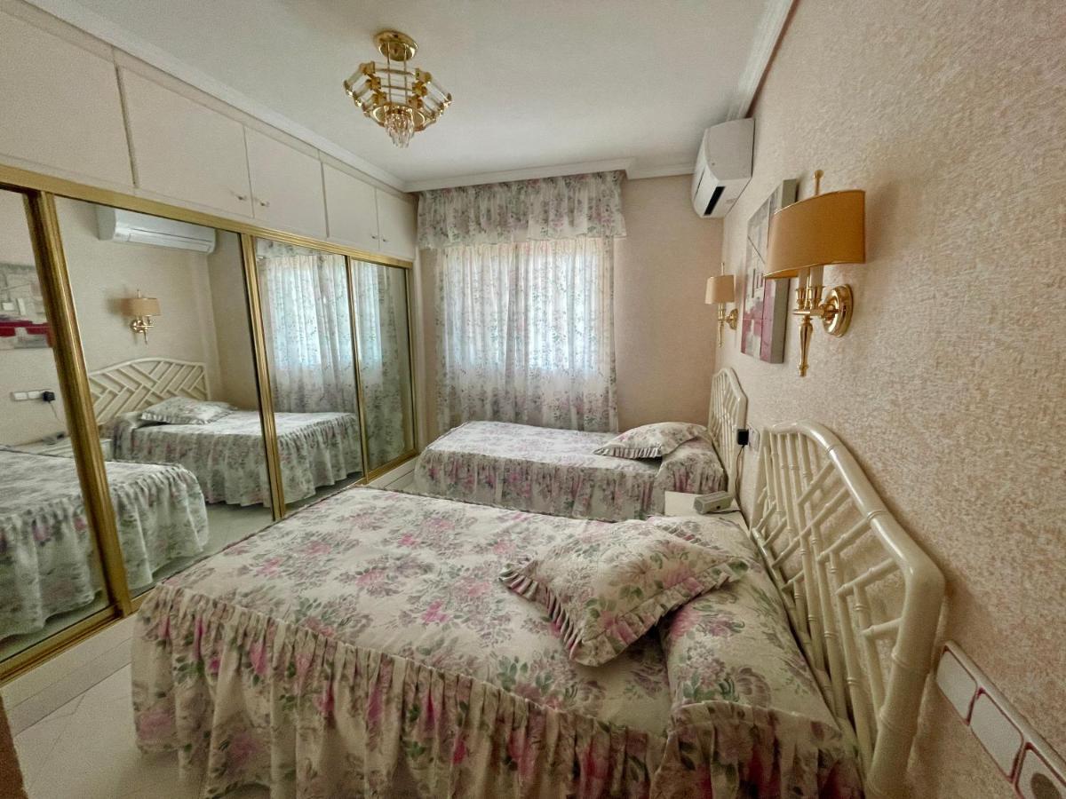 Apartamento Turistico La Pinta Planta 18 Бенидорм Экстерьер фото